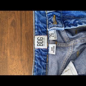 Urban Outfitters BDG mom jeans. medium blue